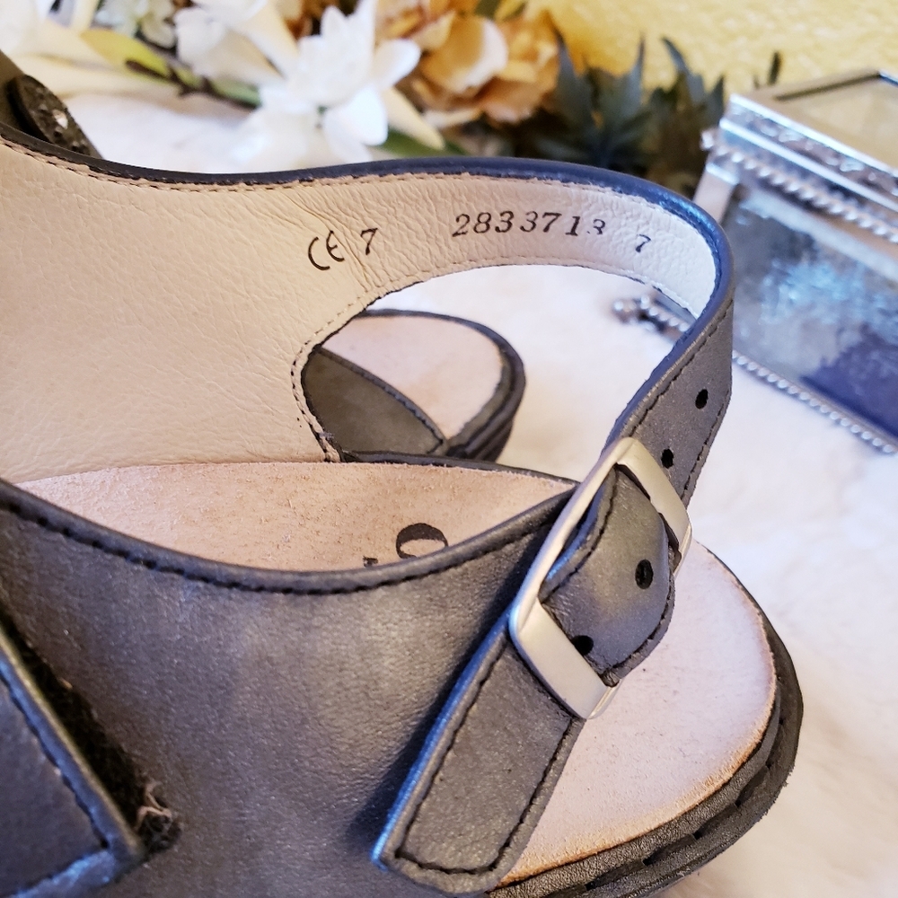 FINN COMFORT Adana Pewter Corten Leather T Strap Sling Silver Sandal Women US9.5 - Picture 7 of 16